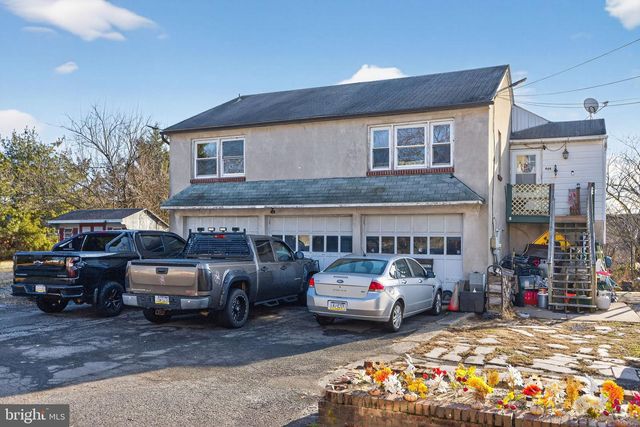 962 GROSSTOWN RD, Pottstown, PA 19464