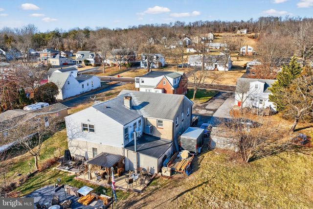 962 GROSSTOWN RD, Pottstown, PA 19464