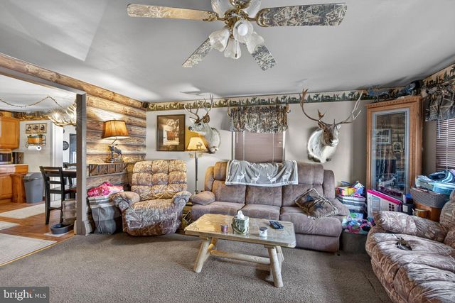 962 GROSSTOWN RD, Pottstown, PA 19464