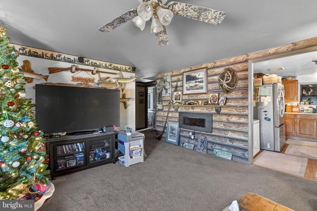 962 GROSSTOWN RD, Pottstown, PA 19464