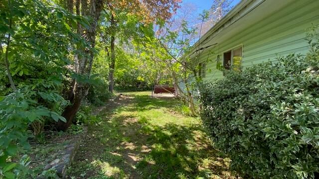 333 W Park Street, Grants Pass, OR 97527
