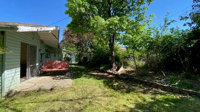 333 W Park Street, Grants Pass, OR 97527