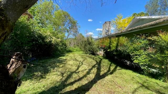 333 W Park Street, Grants Pass, OR 97527