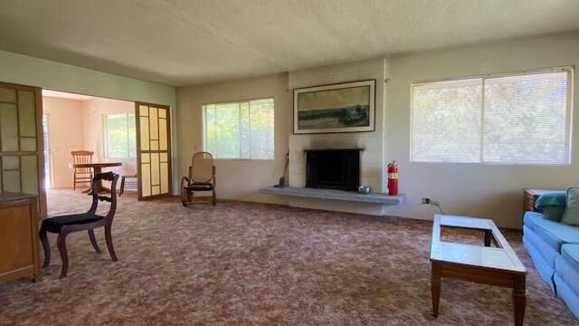 333 W Park Street, Grants Pass, OR 97527