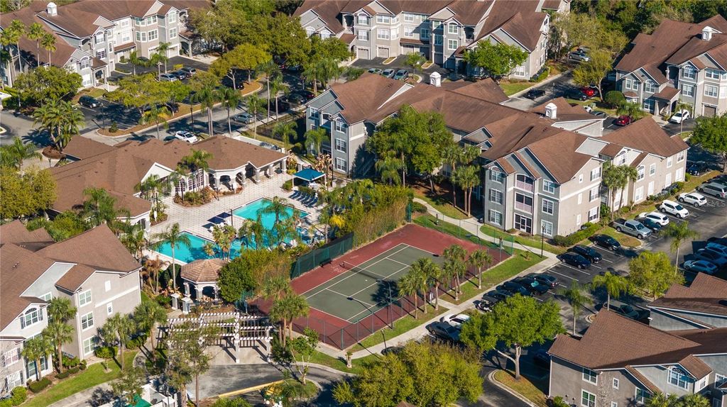 Image 2 of property listing at 3307 S KIRKMAN ROAD 129, Orlando, FL 32811