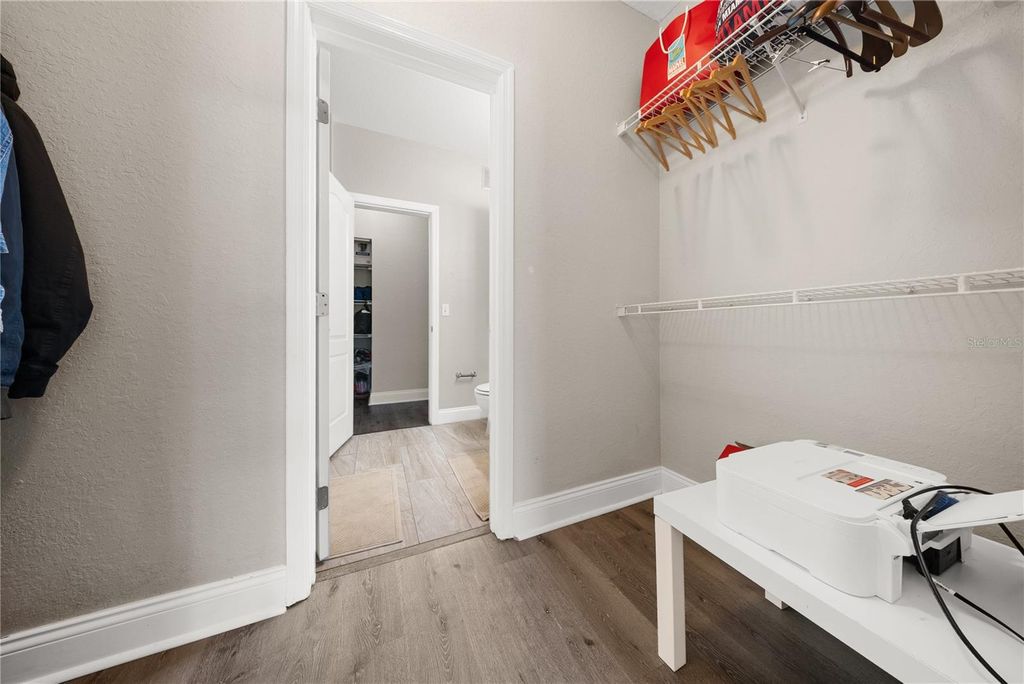 Image 29 of property listing at 3307 S KIRKMAN ROAD 129, Orlando, FL 32811