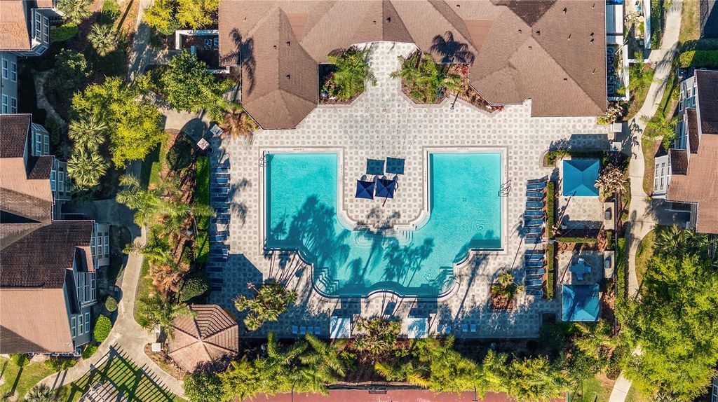 Image 4 of property listing at 3307 S KIRKMAN ROAD 129, Orlando, FL 32811