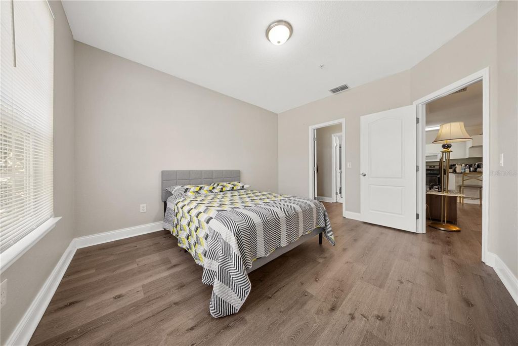 Image 31 of property listing at 3307 S KIRKMAN ROAD 129, Orlando, FL 32811