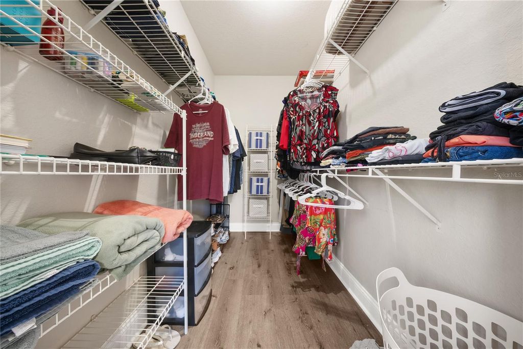Image 37 of property listing at 3307 S KIRKMAN ROAD 129, Orlando, FL 32811