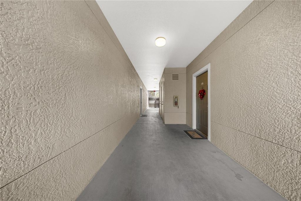 Image 39 of property listing at 3307 S KIRKMAN ROAD 129, Orlando, FL 32811