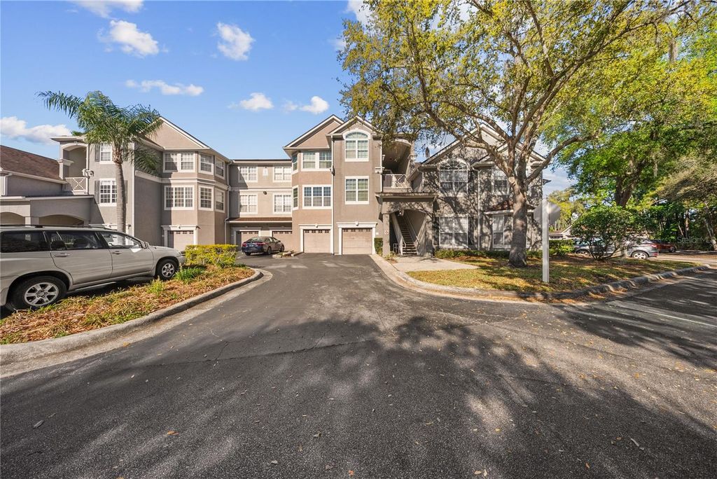 Image 40 of property listing at 3307 S KIRKMAN ROAD 129, Orlando, FL 32811