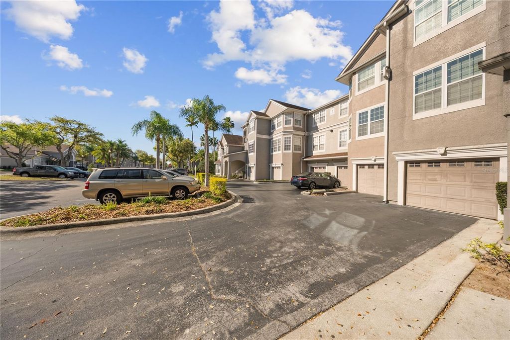 Image 41 of property listing at 3307 S KIRKMAN ROAD 129, Orlando, FL 32811