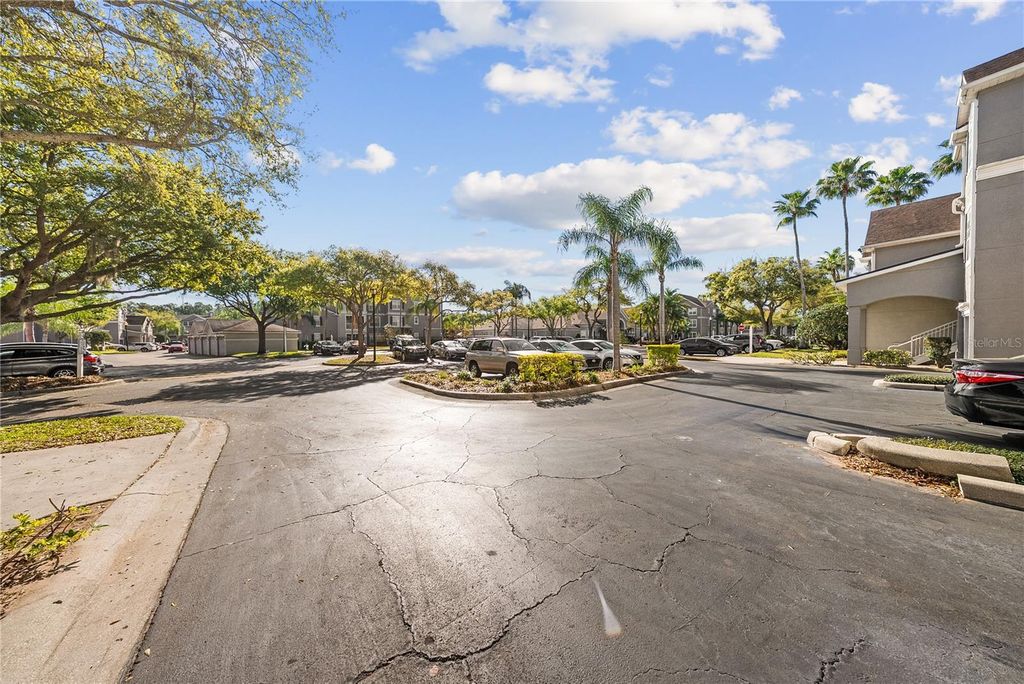 Image 42 of property listing at 3307 S KIRKMAN ROAD 129, Orlando, FL 32811