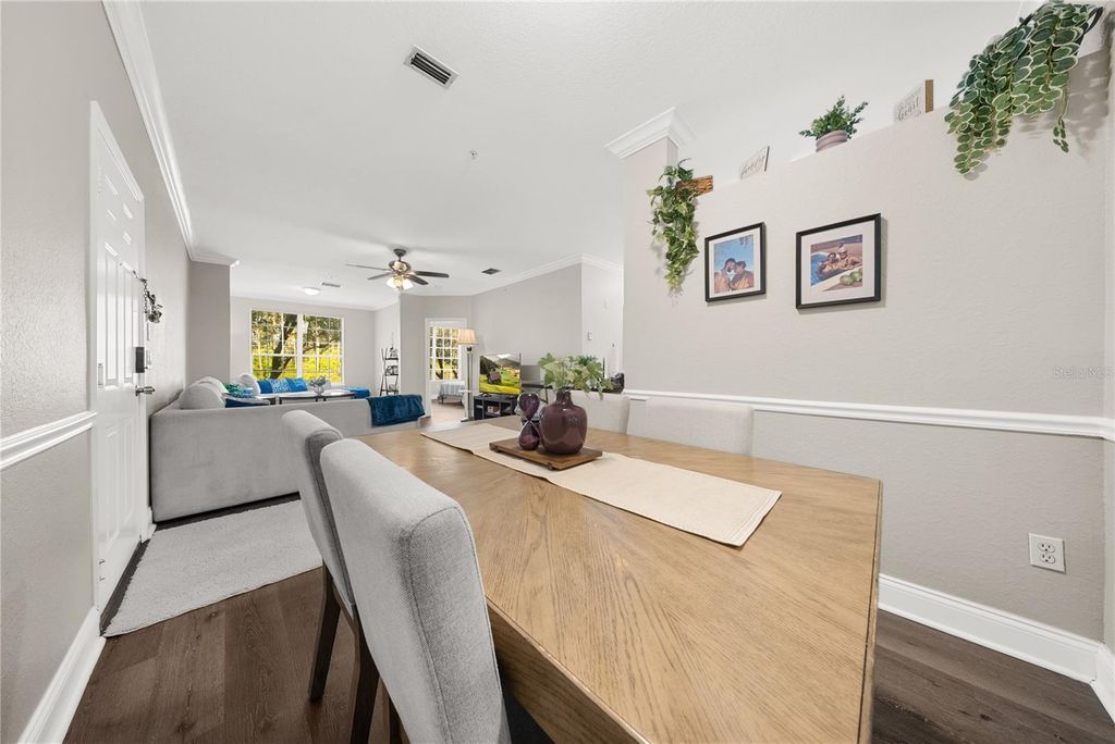 Image 8 of property listing at 3307 S KIRKMAN ROAD 129, Orlando, FL 32811
