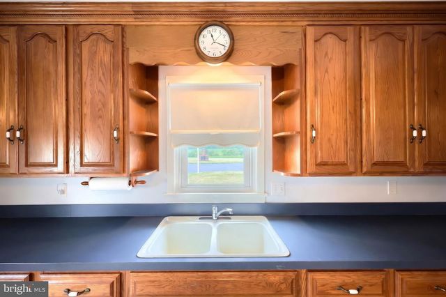 2056 BRIDGEVIEW RD, New Freedom, PA 17349