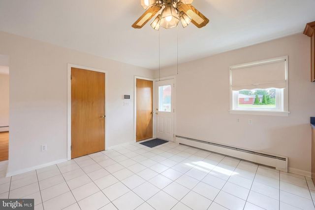 2056 BRIDGEVIEW RD, New Freedom, PA 17349