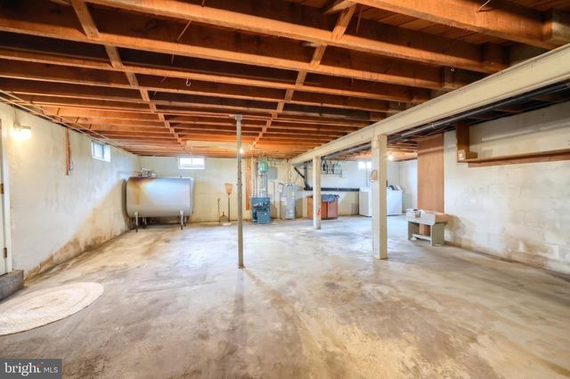2056 BRIDGEVIEW RD, New Freedom, PA 17349