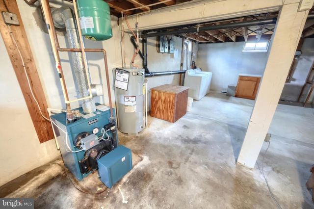 2056 BRIDGEVIEW RD, New Freedom, PA 17349