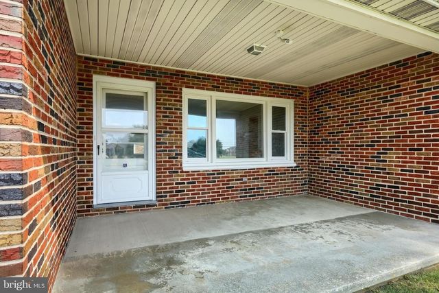 2056 BRIDGEVIEW RD, New Freedom, PA 17349