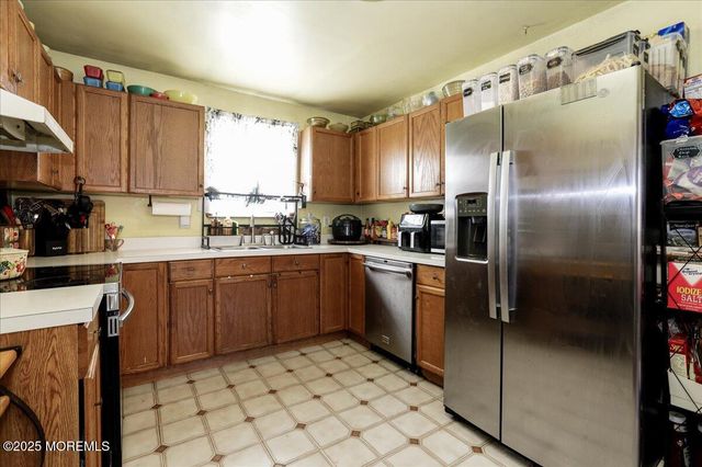 516 Poplar Street, Lakehurst, NJ 08733