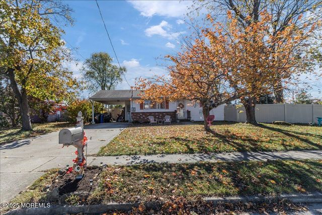 516 Poplar Street, Lakehurst, NJ 08733