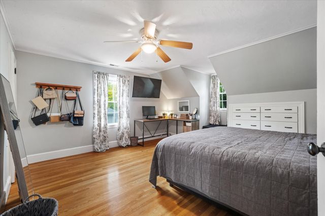 5 Field St, Auburn, MA 01501