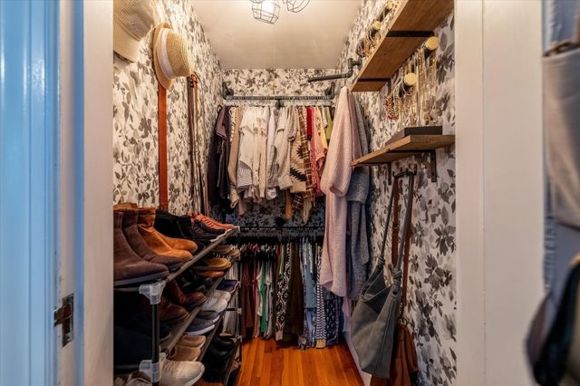 5 Field St, Auburn, MA 01501