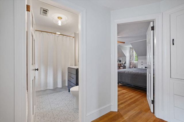 5 Field St, Auburn, MA 01501