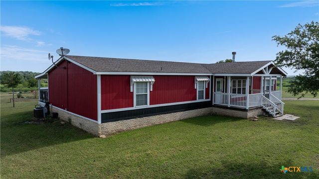 262 County Road 150, Hallettsville, TX 77964