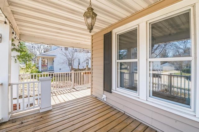 1110 S WEBSTER AVENUE, Green Bay, WI 54301