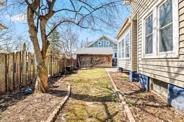 1110 S WEBSTER AVENUE, Green Bay, WI 54301