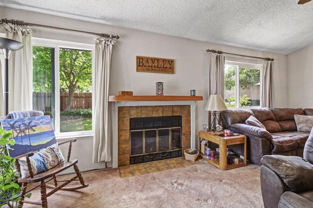 7429 Bestow Way, Sacramento, CA 95842