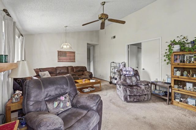 7429 Bestow Way, Sacramento, CA 95842