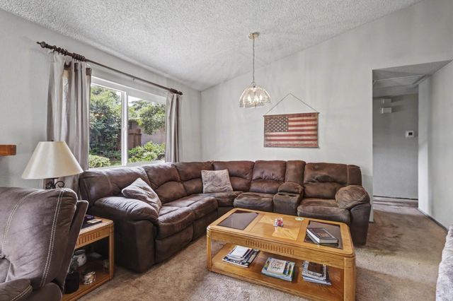 7429 Bestow Way, Sacramento, CA 95842