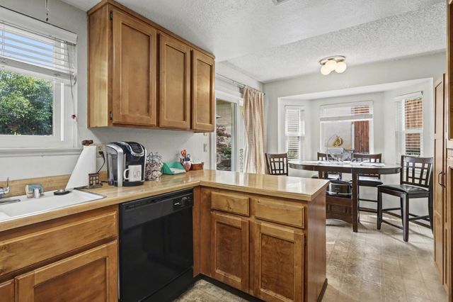 7429 Bestow Way, Sacramento, CA 95842