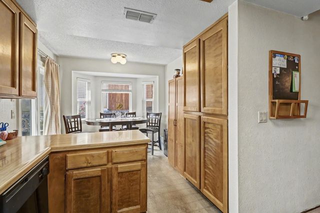 7429 Bestow Way, Sacramento, CA 95842