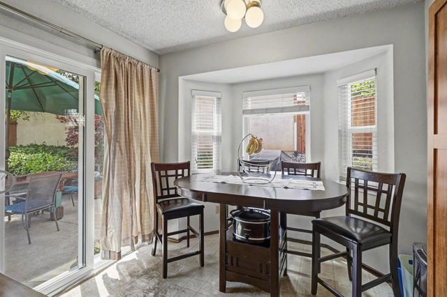 7429 Bestow Way, Sacramento, CA 95842