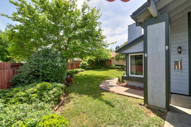 7429 Bestow Way, Sacramento, CA 95842