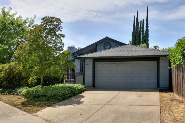 7429 Bestow Way, Sacramento, CA 95842