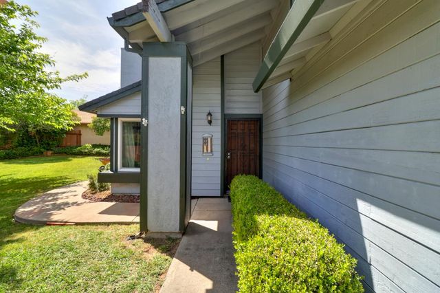 7429 Bestow Way, Sacramento, CA 95842