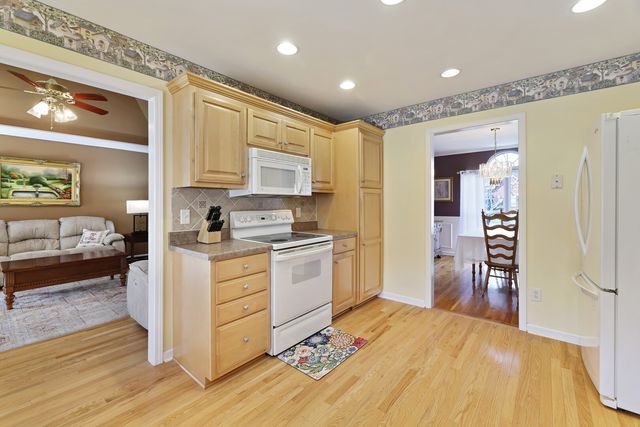 308 Autumn Glen Dr, Murfreesboro, TN 37129