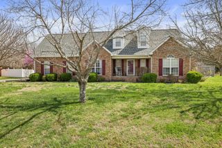 308 Autumn Glen Dr, Murfreesboro, TN 37129