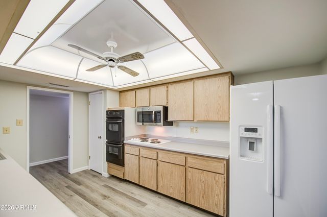 9915 W NEWPORT Drive, Sun City, AZ 85351