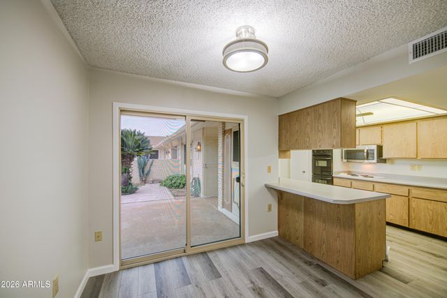 9915 W NEWPORT Drive, Sun City, AZ 85351