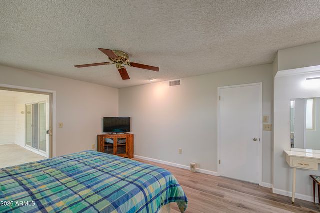 9915 W NEWPORT Drive, Sun City, AZ 85351