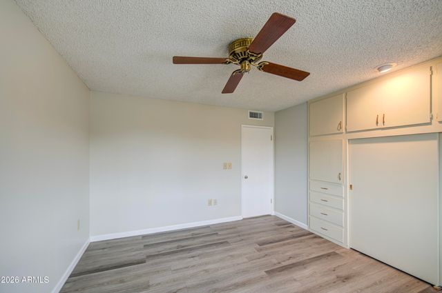 9915 W NEWPORT Drive, Sun City, AZ 85351