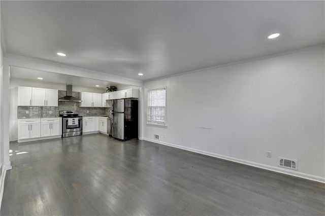 525 ABERNATHY Road, Sandy Springs, GA 30328