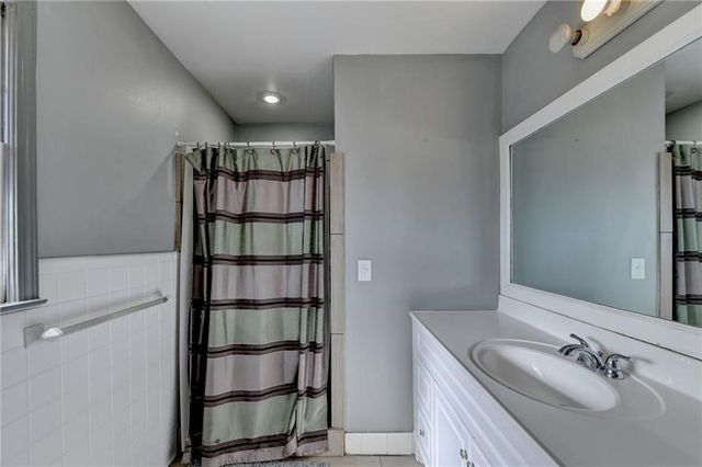 525 ABERNATHY Road, Sandy Springs, GA 30328