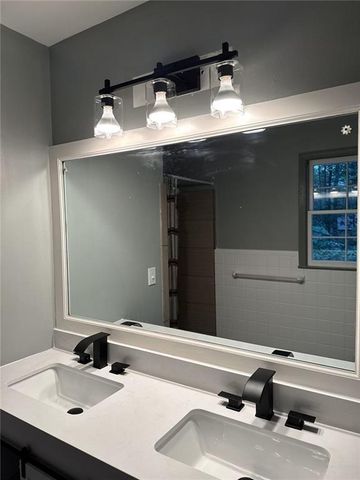 525 ABERNATHY Road, Sandy Springs, GA 30328