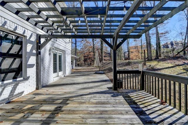 525 ABERNATHY Road, Sandy Springs, GA 30328